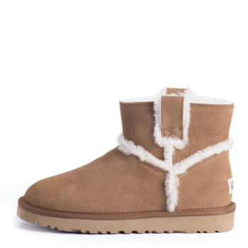 UGG Mini Spill Seam Boots Chestnut