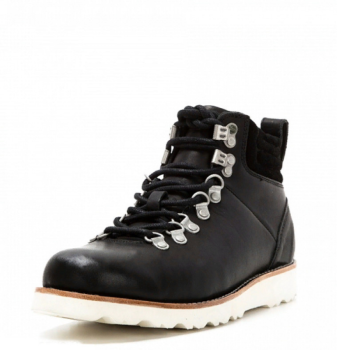 UGG Capulin Black