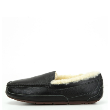UGG Men's Ascot Metallic Black