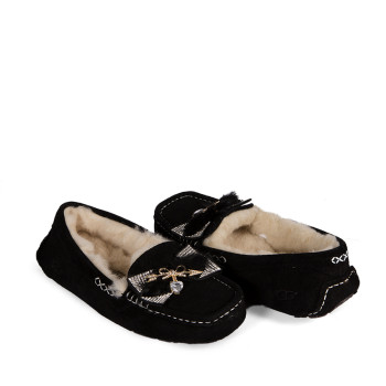UGG Moccasins Dakota Arrows & Heart Black