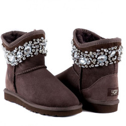 UGG Jimmy Choo Crystals Chocolate UGG Jimmy Choo Crystals Chocolate