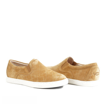 UGG Sammy Chestnut