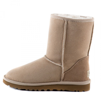 UGG Classic Short Sand
