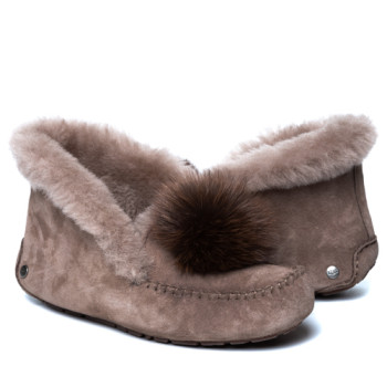 UGG Alena Pom Pom Chocolate