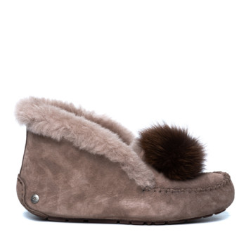 UGG Alena Pom Pom Chocolate