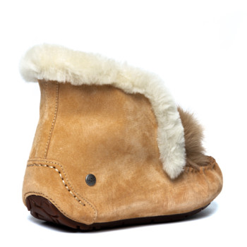 UGG Alena Pom Pom Chestnut